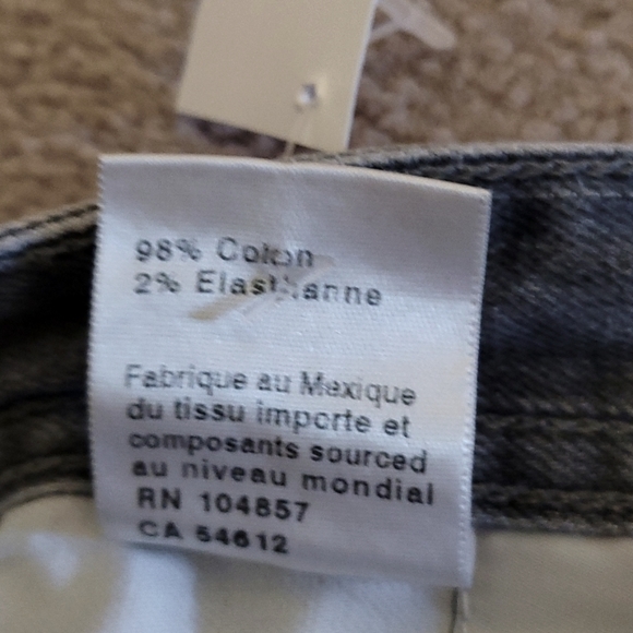 Original AG Jeans, Grey in color, size 32x34 - Picture 4 of 7